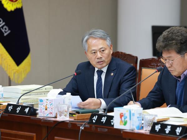 25년12월10일 전라남도교육비특별회계 2026년도 예산안 심사 - 105 6