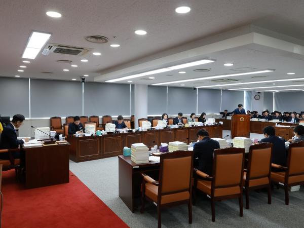 25년12월10일 전라남도교육비특별회계 2026년도 예산안 심사 - 003 4