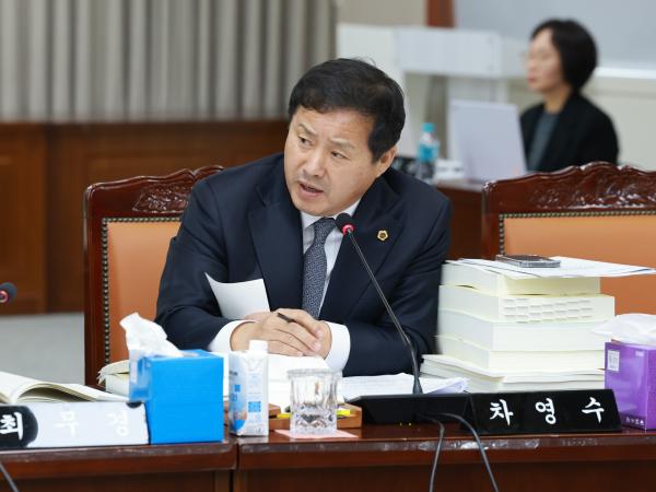 25년12월10일 전라남도교육비특별회계 2026년도 예산안 심사 - 057 5