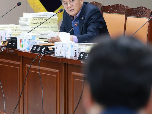 25년12월10일 전라남도교육비특별회계 2026년도 예산안 심사 - 068 2