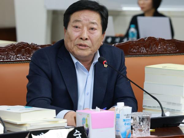 25년12월10일 전라남도교육비특별회계 2026년도 예산안 심사 - 035 2