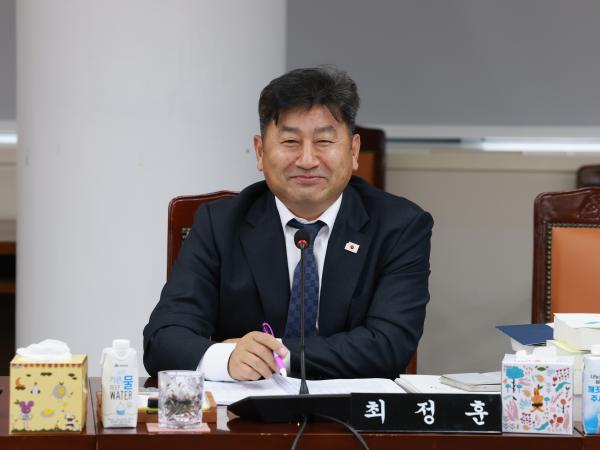 25년12월10일 전라남도교육비특별회계 2026년도 예산안 심사 - 098 2