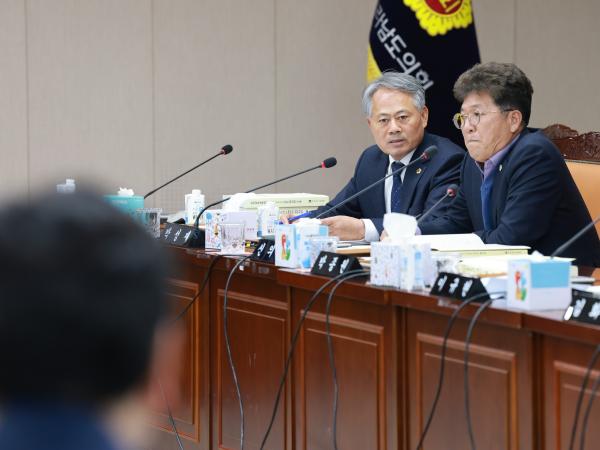 25년12월10일 전라남도교육비특별회계 2026년도 예산안 심사 - 106 3