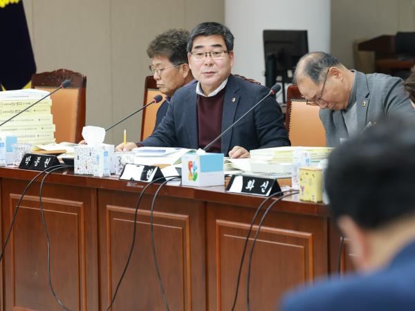 25년12월10일 전라남도교육비특별회계 2026년도 예산안 심사 - 042 6