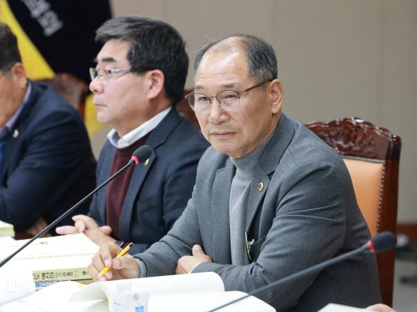 25년12월10일 전라남도교육비특별회계 2026년도 예산안 심사 - 049 6