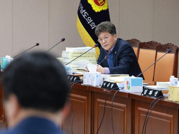 25년12월10일 전라남도교육비특별회계 2026년도 예산안 심사 - 067 4