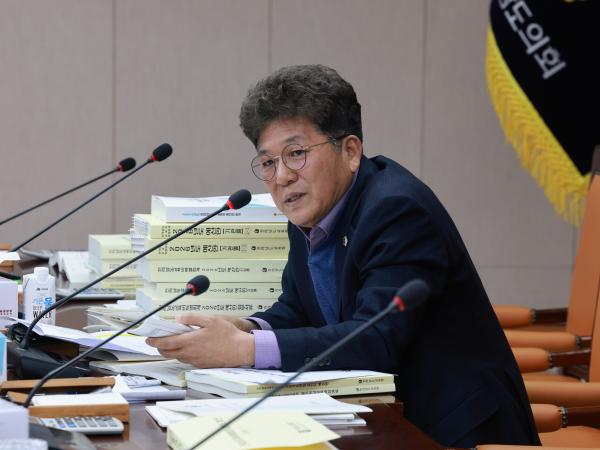 25년12월10일 전라남도교육비특별회계 2026년도 예산안 심사 - 070 9