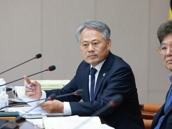 25년12월10일 전라남도교육비특별회계 2026년도 예산안 심사 - 110 10