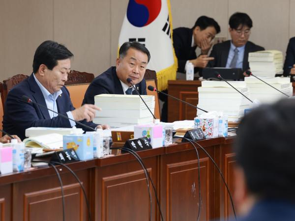 25년12월10일 전라남도교육비특별회계 2026년도 예산안 심사 - 020 8