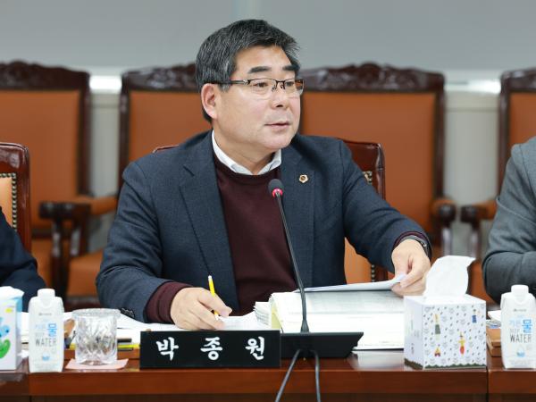 25년12월10일 전라남도교육비특별회계 2026년도 예산안 심사 - 038 3