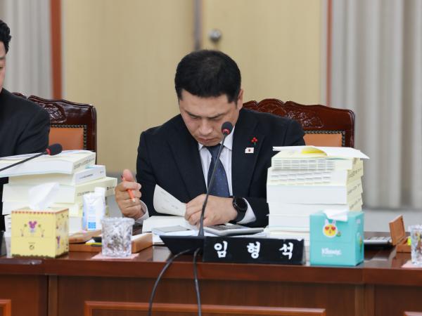 25년12월10일 전라남도교육비특별회계 2026년도 예산안 심사 - 078 4