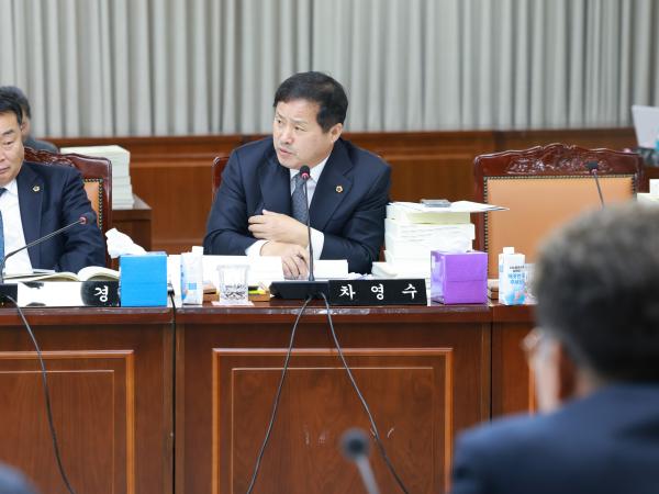 25년12월10일 전라남도교육비특별회계 2026년도 예산안 심사 - 055 4