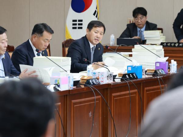 25년12월10일 전라남도교육비특별회계 2026년도 예산안 심사 - 062 10