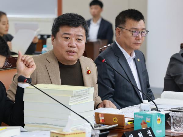 25년12월10일 전라남도교육비특별회계 2026년도 예산안 심사 - 029 8