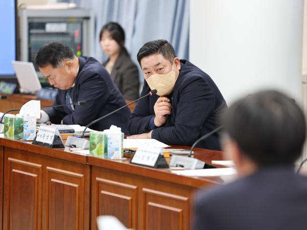 25년12월09일 전남 국민안전체험관 건립 지원 특별위원회 회의 (24) 3