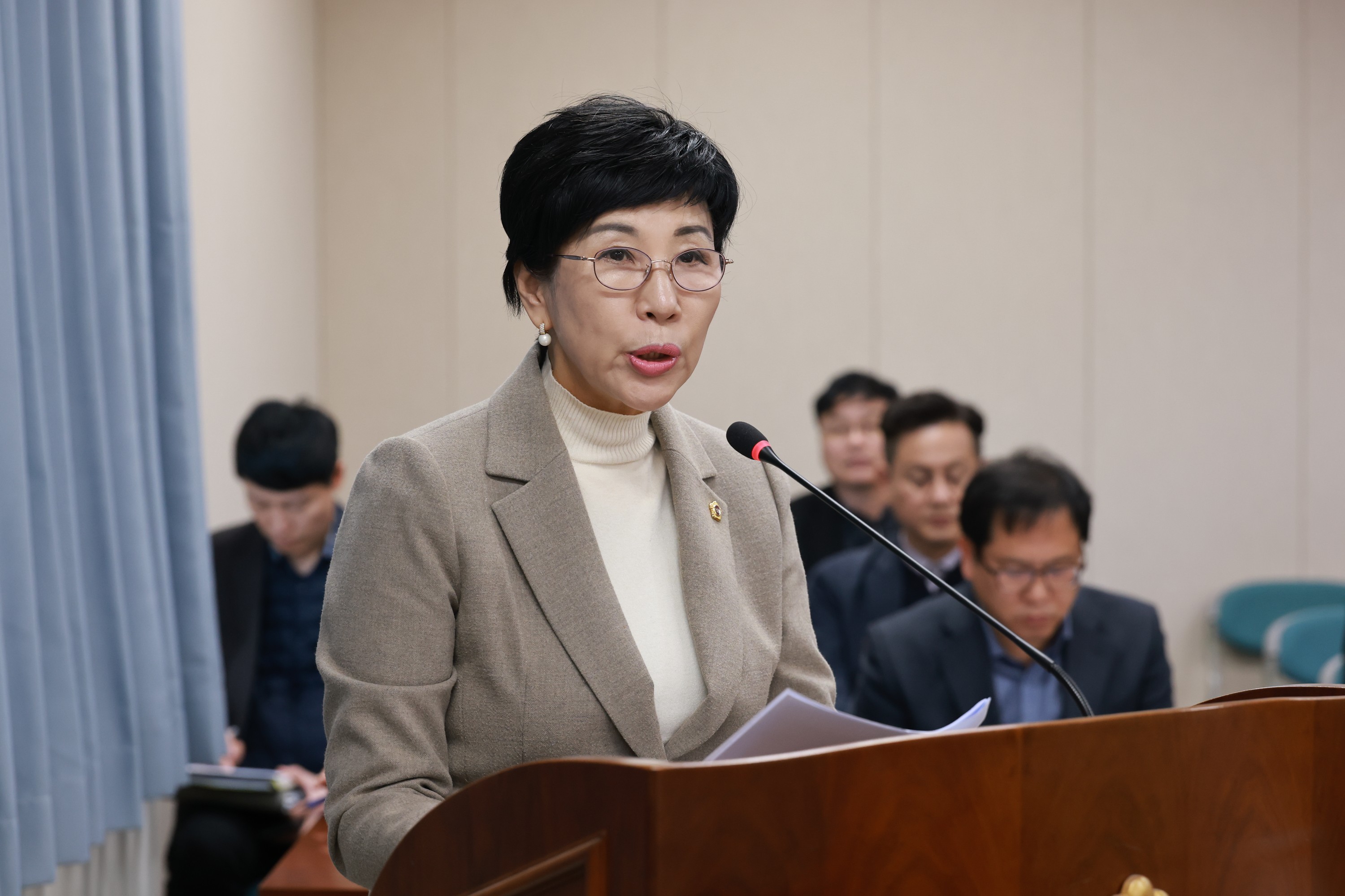 25년12월08일 제395회 제2차 정례회 경제과광문화위원회 회의 - 0332