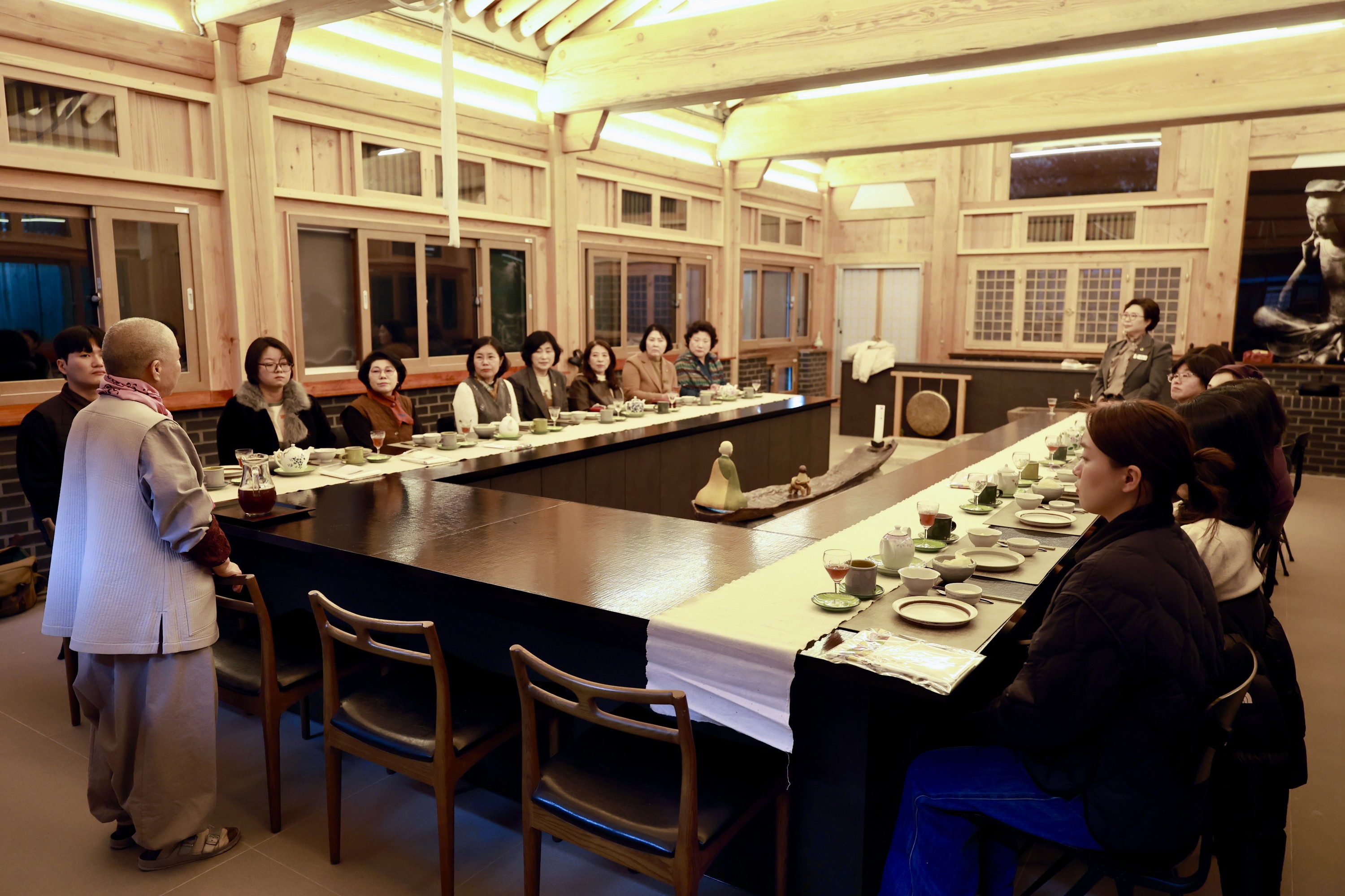 25년12월01일 가족행복 정책 특별위원회 현지활동 - 0343