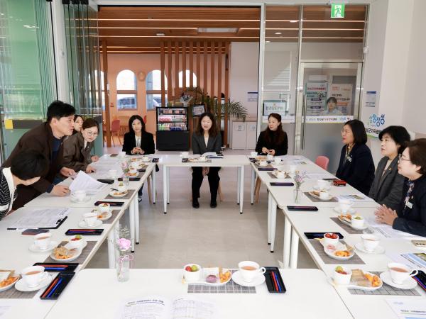 25년12월01일 가족행복 정책 특별위원회 현지활동 - 077 3