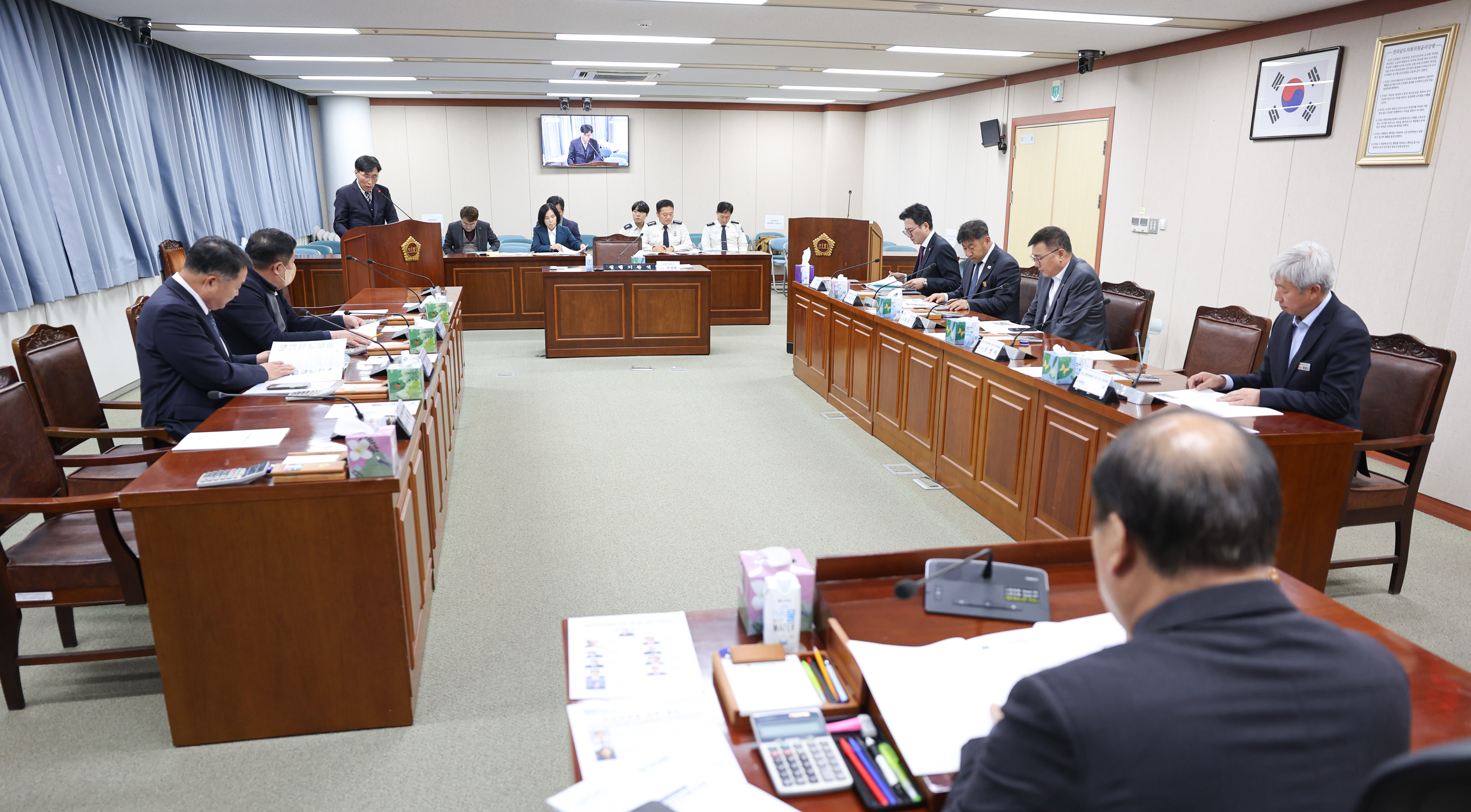 25년12월09일 전남 국민안전체험관 건립 지원 특별위원회 회의 (8)9