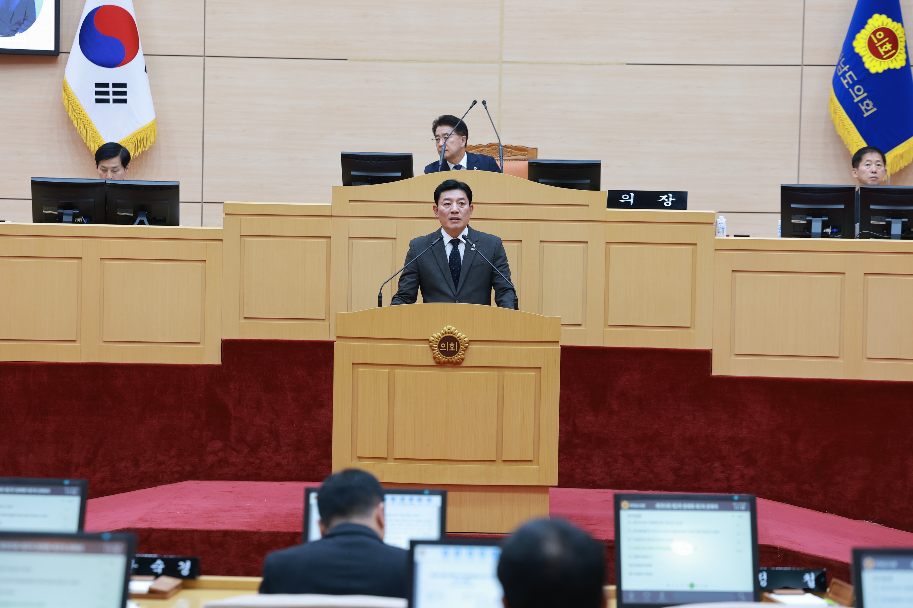 25년12월09일 제395회 제2차 정례회 제3차 본회의 - 1184