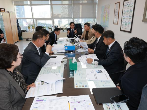 25년12월09일 제395회 제2차 정례회 의회운영위원회 회의 (3) 7