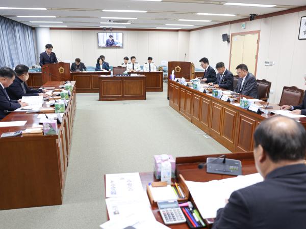 25년12월09일 전남 국민안전체험관 건립 지원 특별위원회 회의 (8) 9