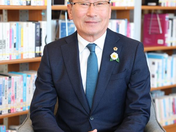 25년12월09일 전라남도의회 소식지 촬영_ 김재철의원 (3) 2