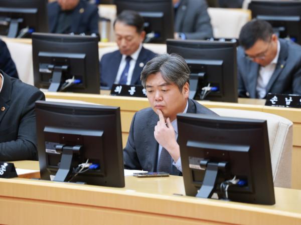 25년12월09일 제395회 제2차 정례회 제3차 본회의 - 052 3