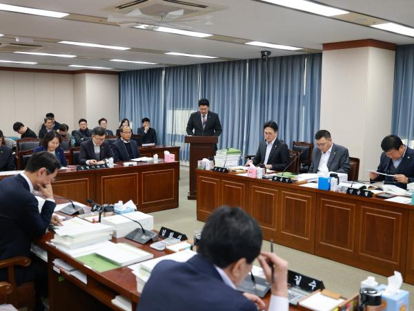 25년11월28일  제395회 제2차 정례회 농수산위원회 예산안 심사  - 004 6