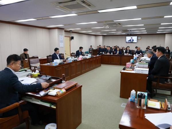 25년11월28일  제395회 제2차 정례회 농수산위원회 예산안 심사  - 013 5