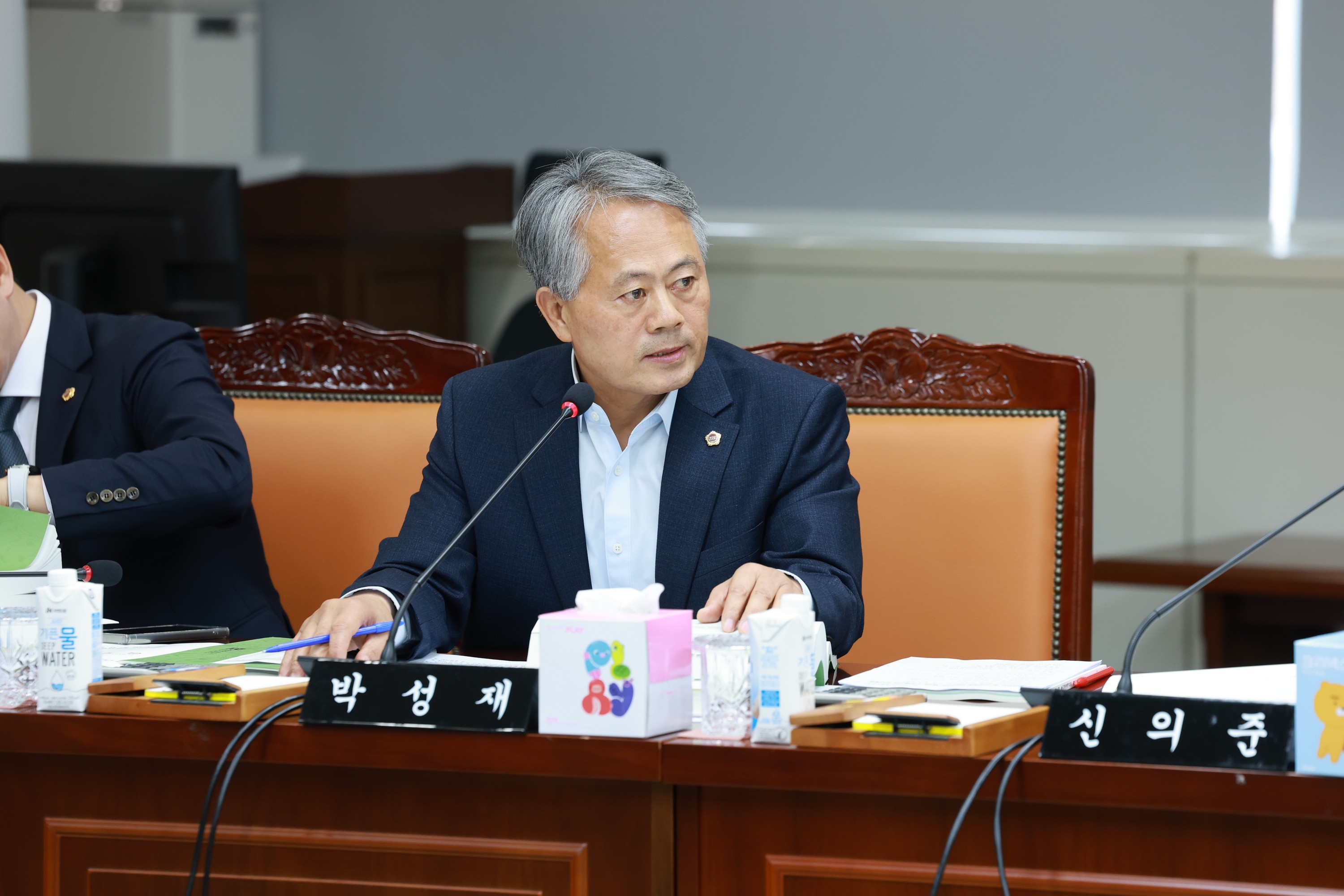 25년11월26일 전라남도 2025년 제3회 추가경정 예산안 심사 - 0424