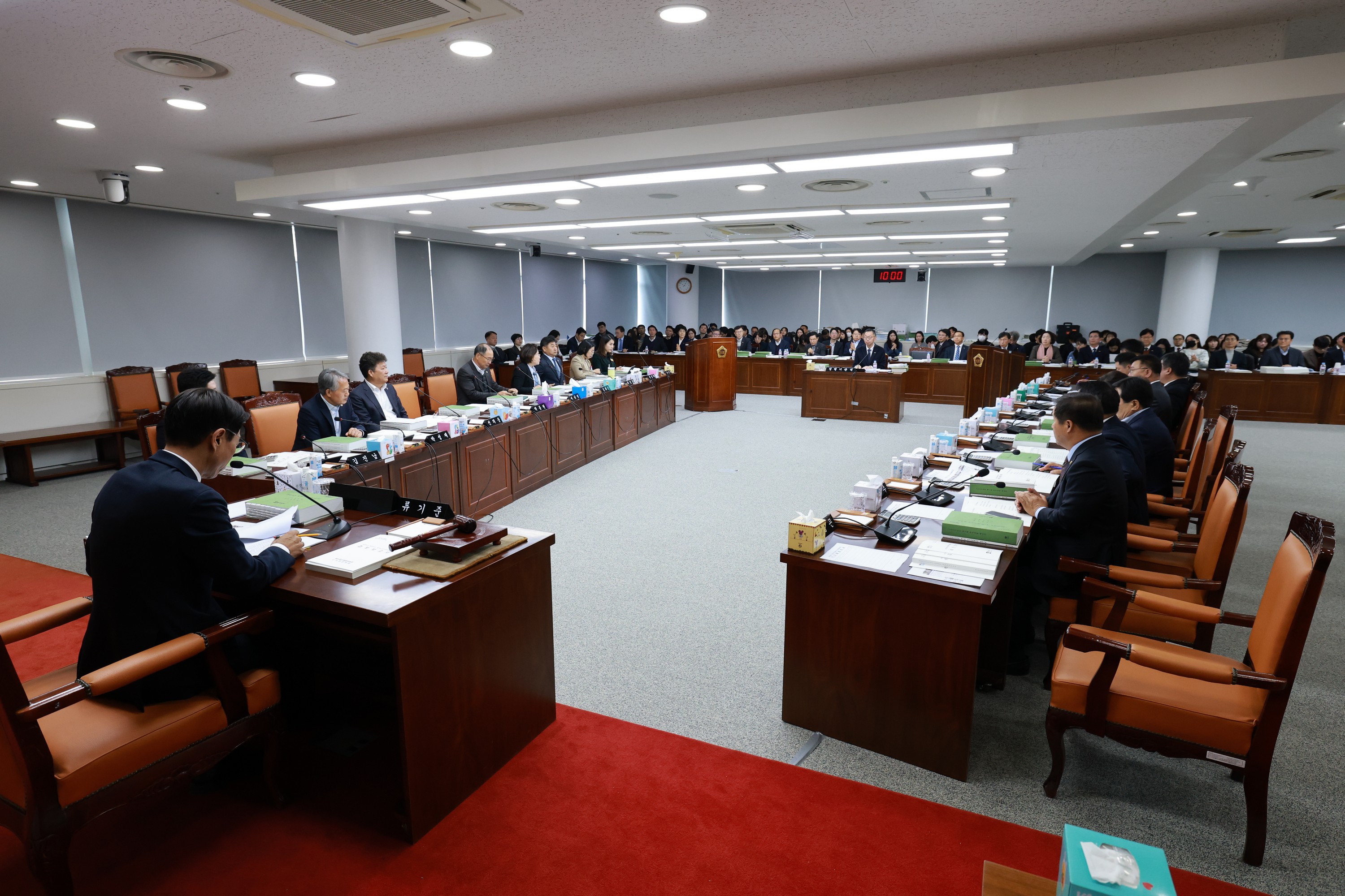 25년11월26일 전라남도 2025년 제3회 추가경정 예산안 심사 - 0043