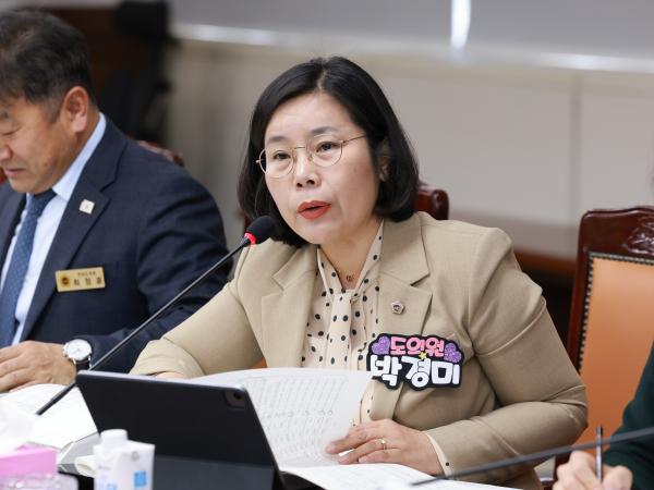 25년11월26일 전라남도 2025년 제3회 추가경정 예산안 심사 - 065 6