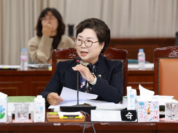 25년11월26일 전라남도 2025년 제3회 추가경정 예산안 심사 - 070 5