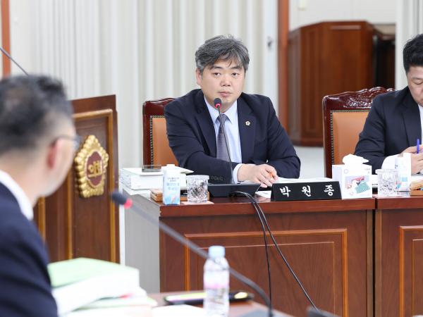 25년11월26일 전라남도 2025년도 제3회 추가경정 예산안 심사 (8) 8