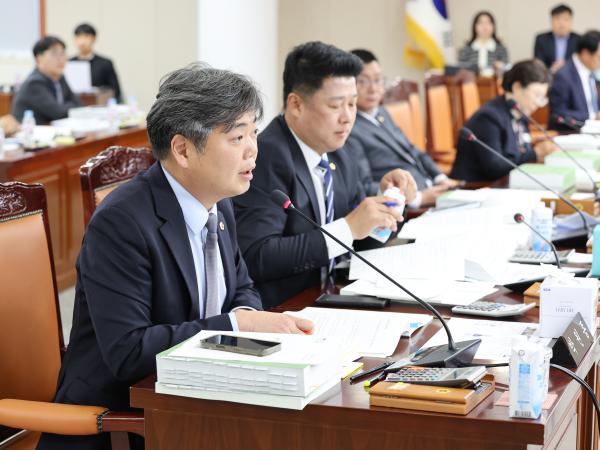 25년11월26일 전라남도 2025년도 제3회 추가경정 예산안 심사 (15) 4