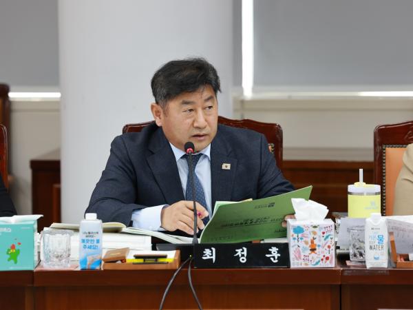 25년11월26일 전라남도 2025년 제3회 추가경정 예산안 심사 - 028 3