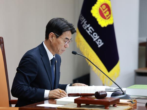 25년11월26일 전라남도 2025년 제3회 추가경정 예산안 심사 - 009 3