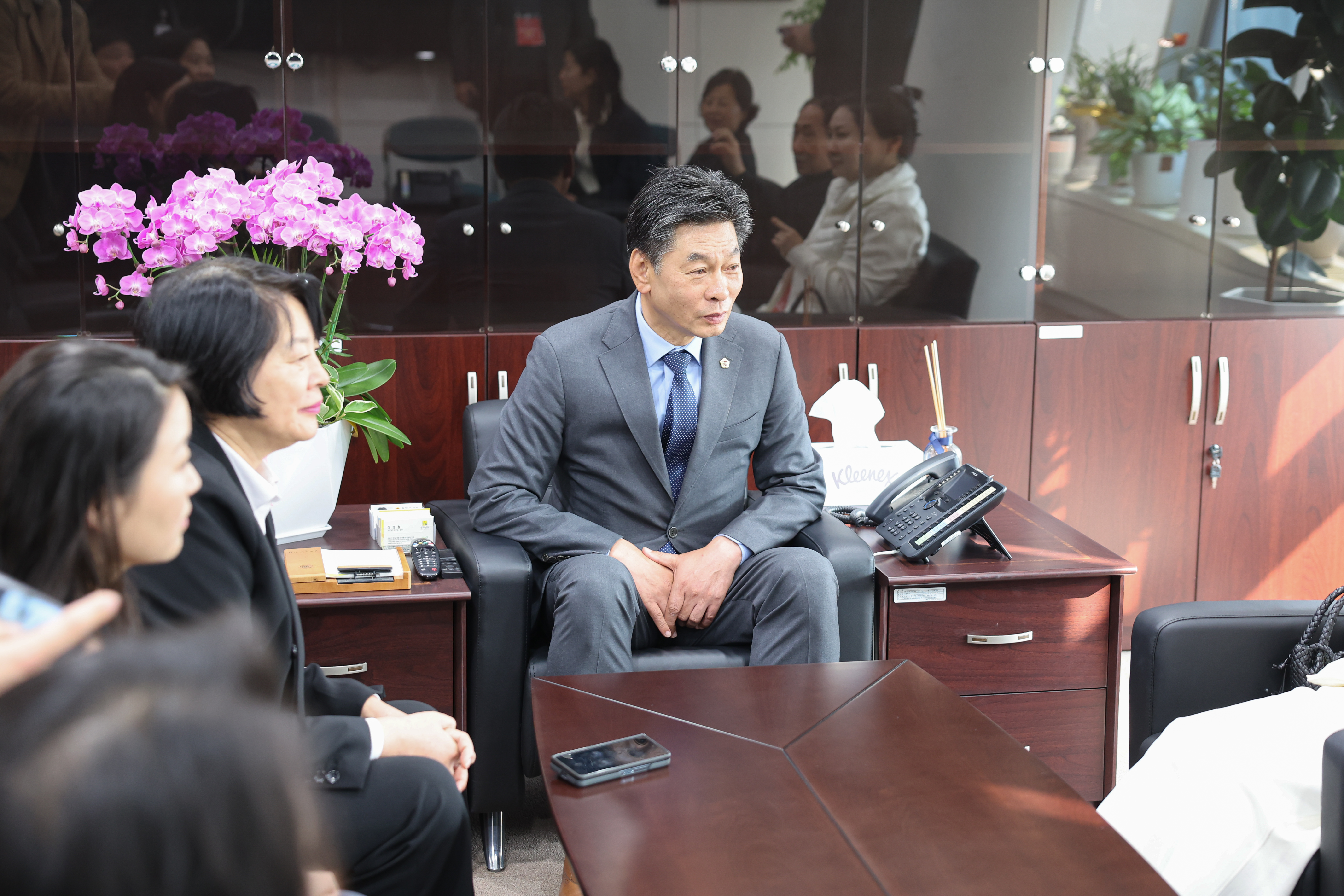 25년11월24일 중국 후베이성 기업대표단 - 전라남도의회 방문 (9)6