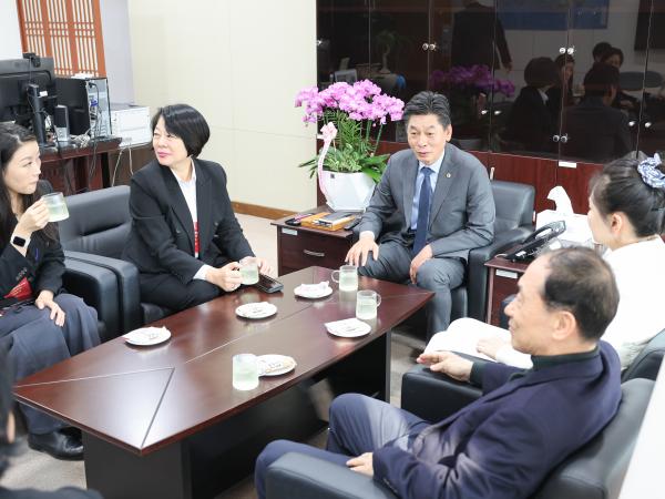 25년11월24일 중국 후베이성 기업대표단 - 전라남도의회 방문 (10) 5