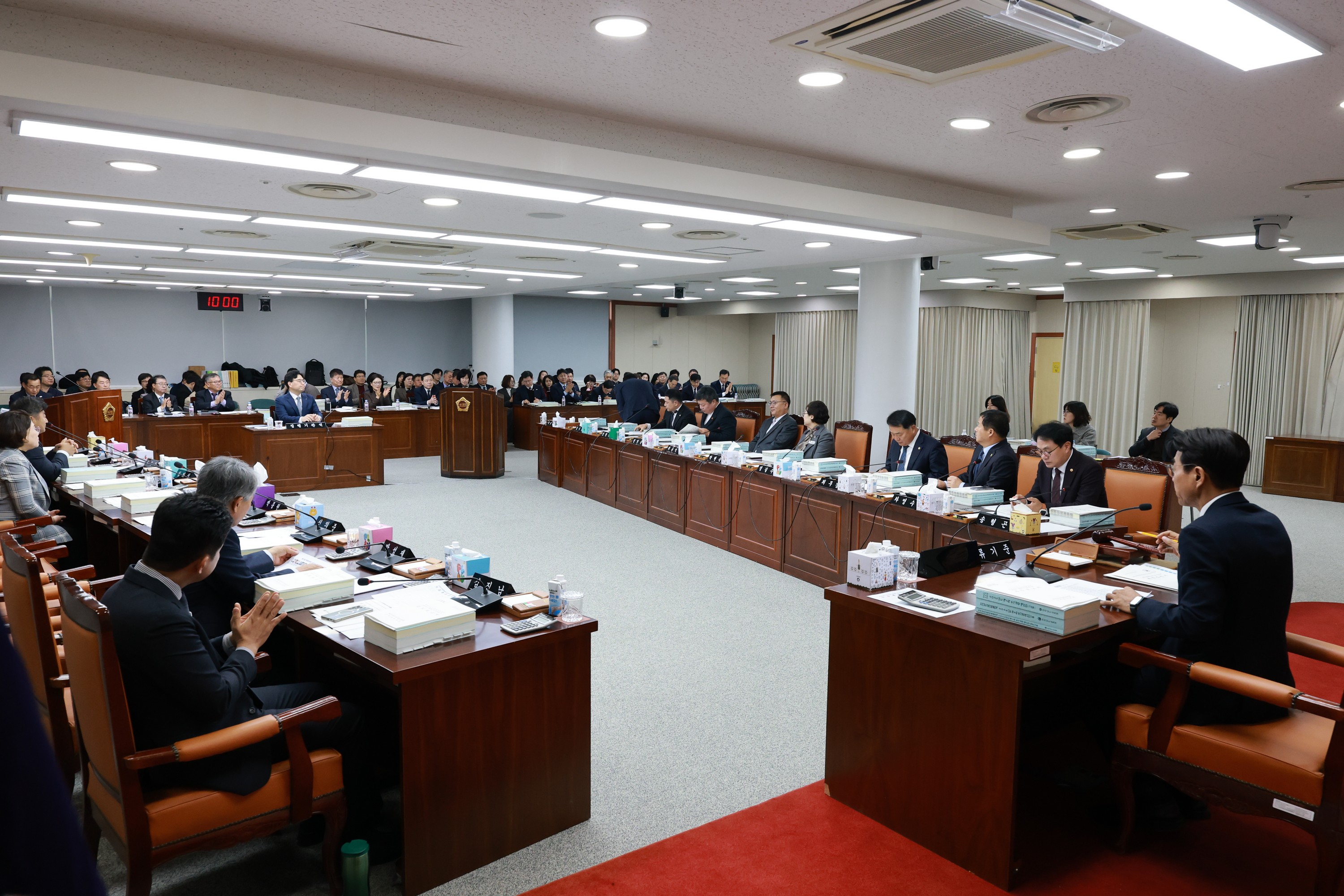 25년11월27일 전라남도교육비특별회계 2025년도 제2회 추가경정 예산안 심사 - 0123