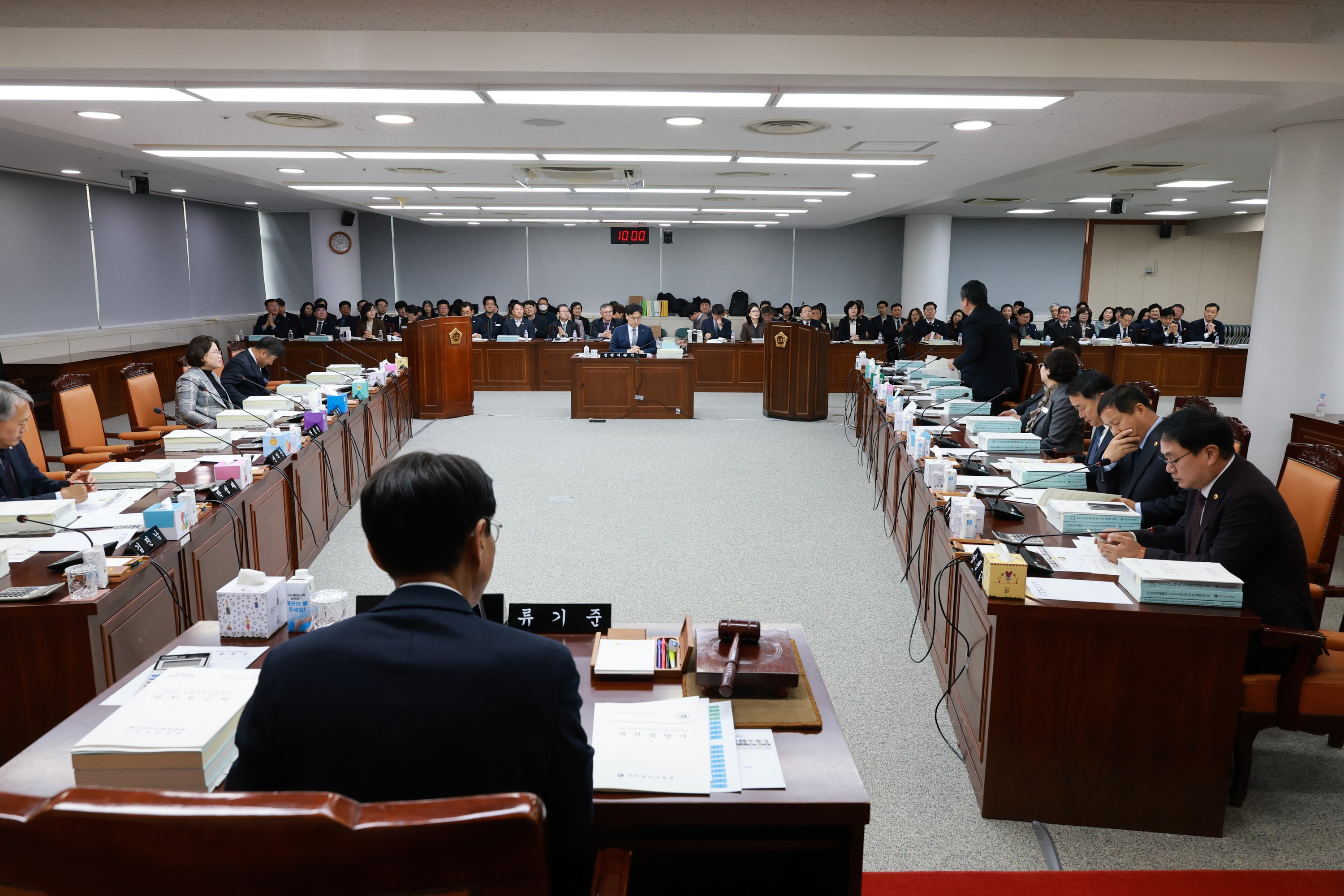 25년11월27일 전라남도교육비특별회계 2025년도 제2회 추가경정 예산안 심사 - 0115