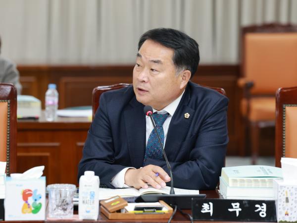 25년11월27일 전라남도교육비특별회계 2025년도 제2회 추가경정 예산안 심사 - 022 3