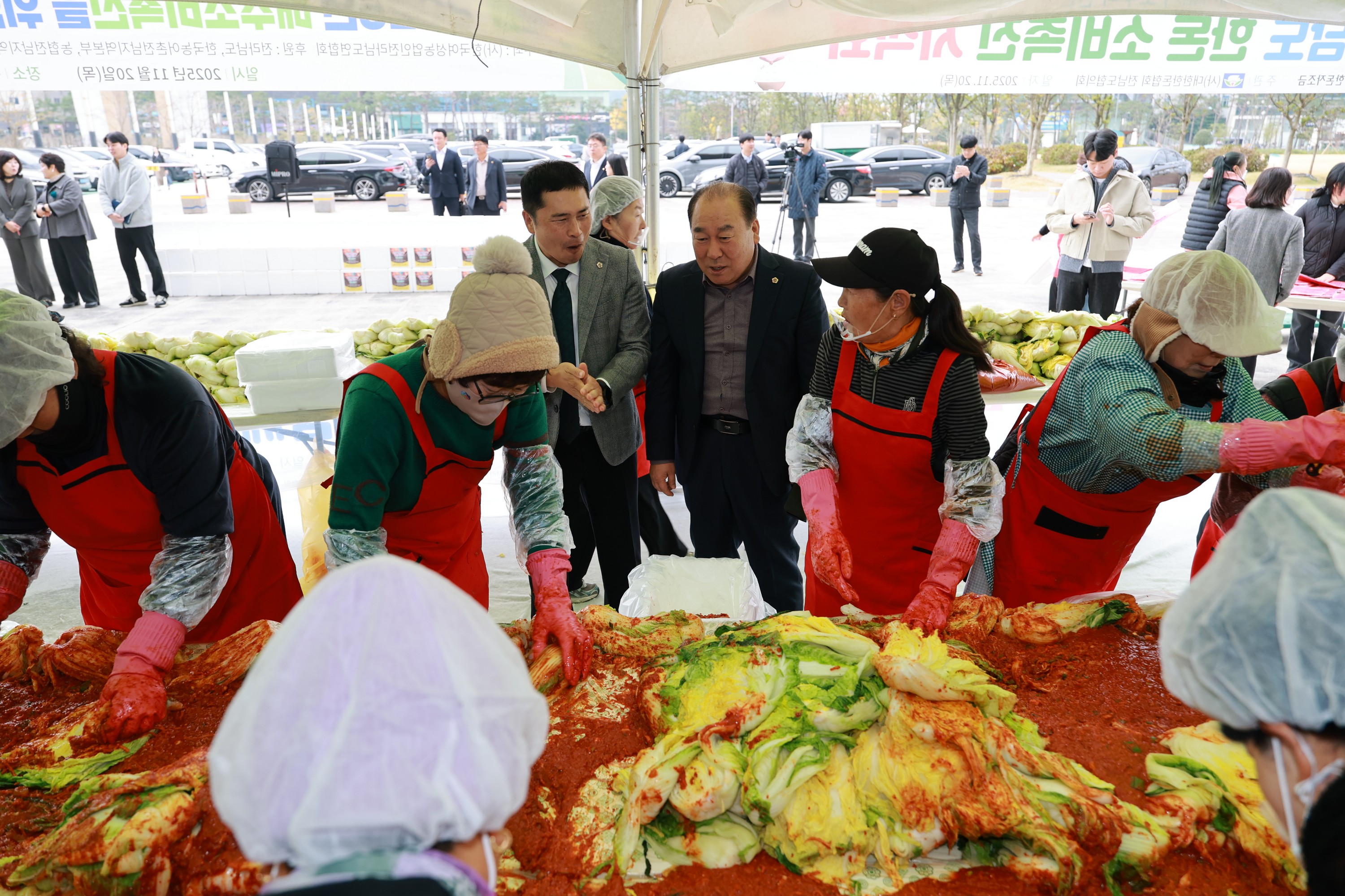 25년11월20일 2025 한여농 김장김치 담그기 및 나눔행사 - 0053