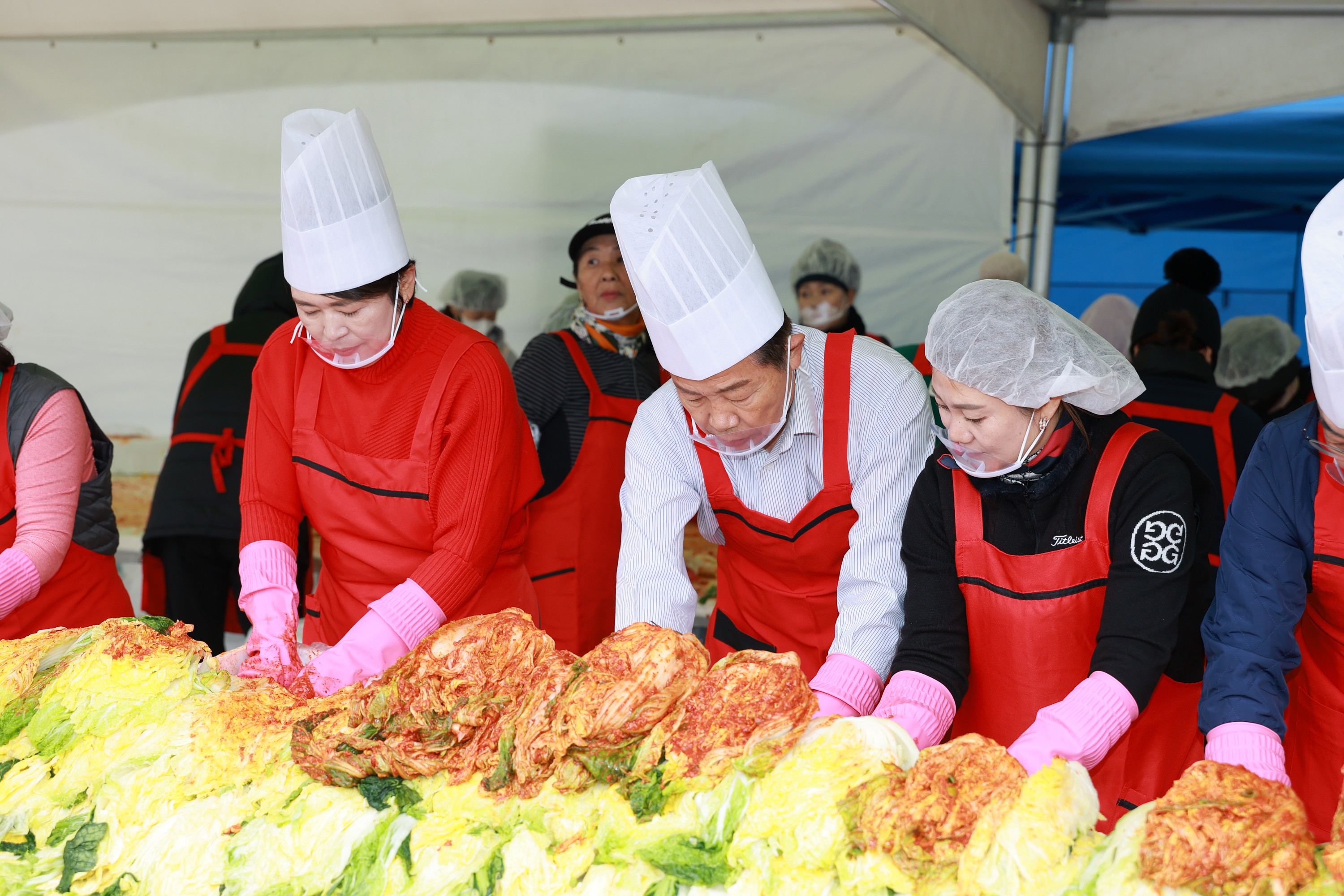 25년11월20일 2025 한여농 김장김치 담그기 및 나눔행사 - 0479