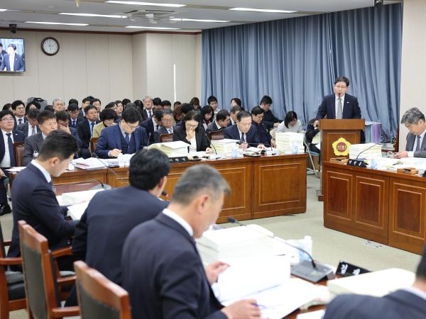 25년11월20일 제395회 제2차 정례회 교육위원회 예산안 심사 등 회의 (12) 4