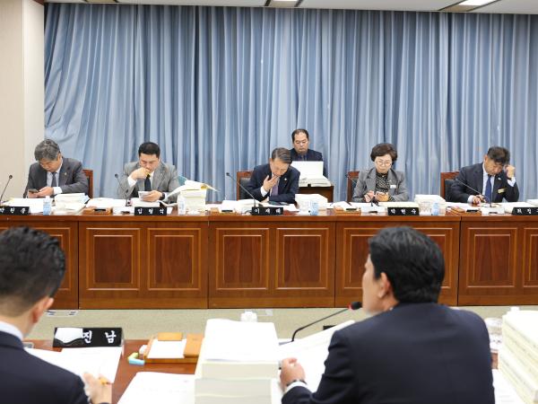 25년11월20일 제395회 제2차 정례회 교육위원회 예산안 심사 등 회의 (9) 3