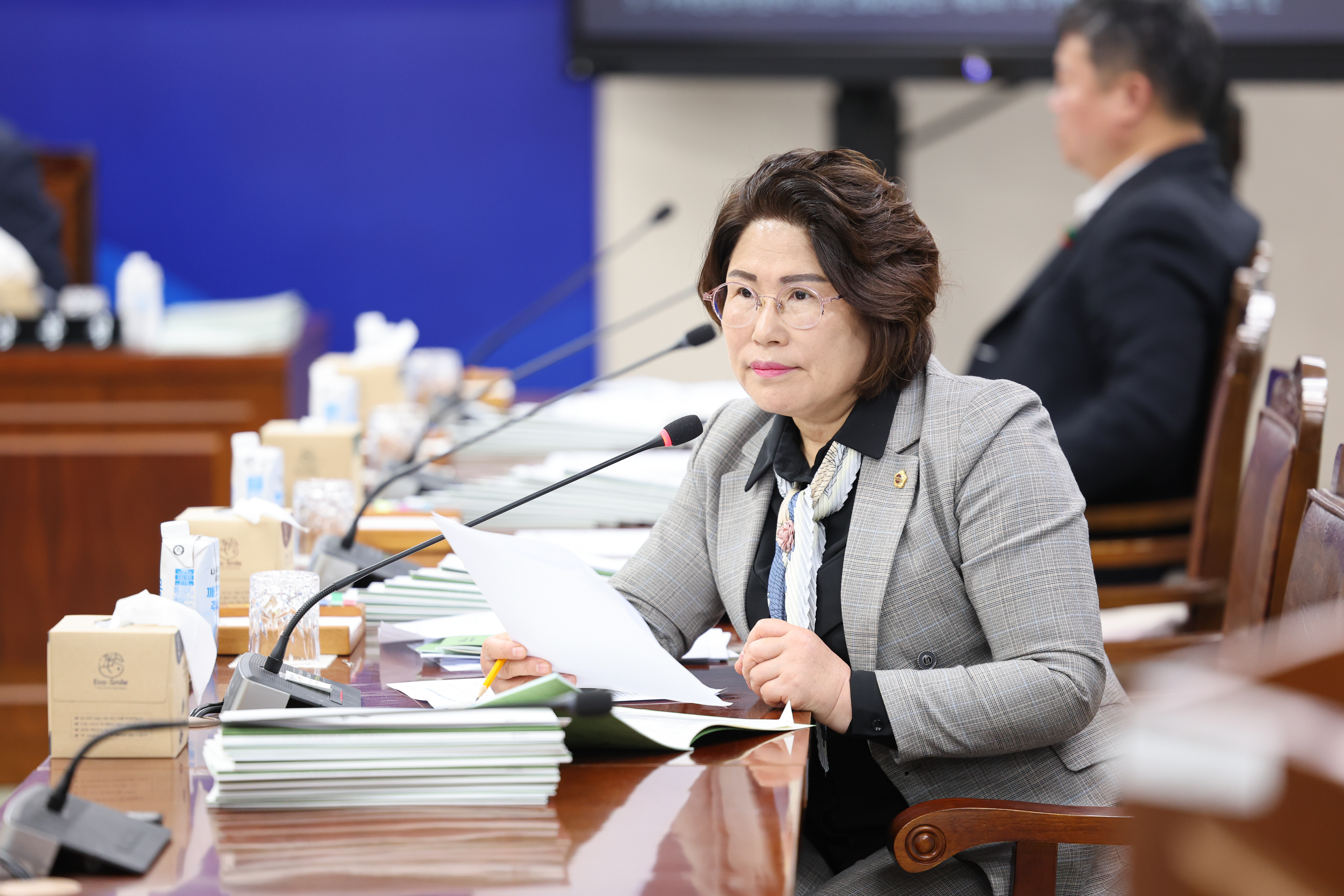 25년11월18일 제395회 제2차 정례회 기획행정위원회 추경예산안 심사 등 회의 (10)7