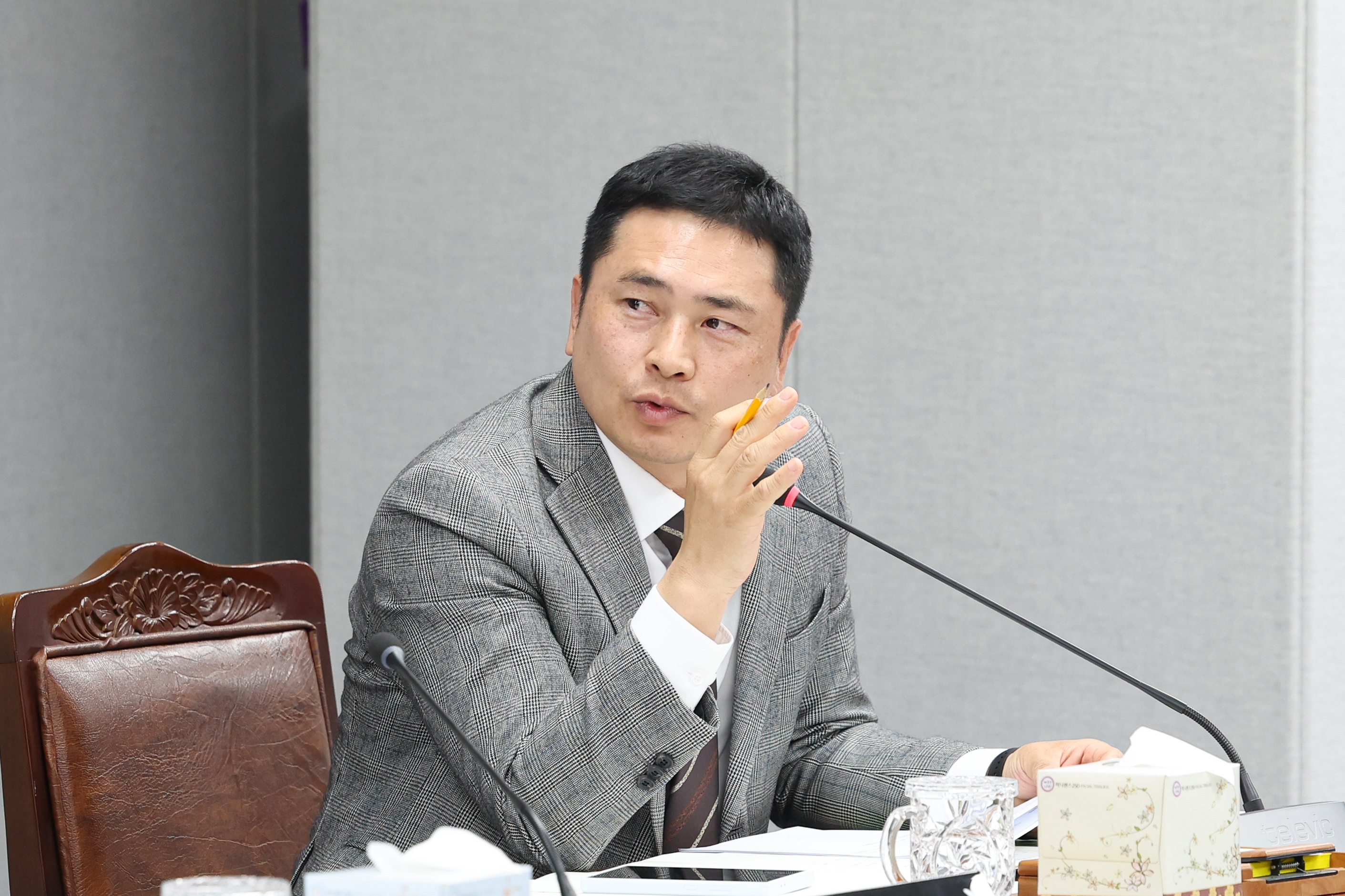 25년11월17일 제395회 제2차 정례회 의회운영위원회 추경예산안 심사 등 회의 (22)5