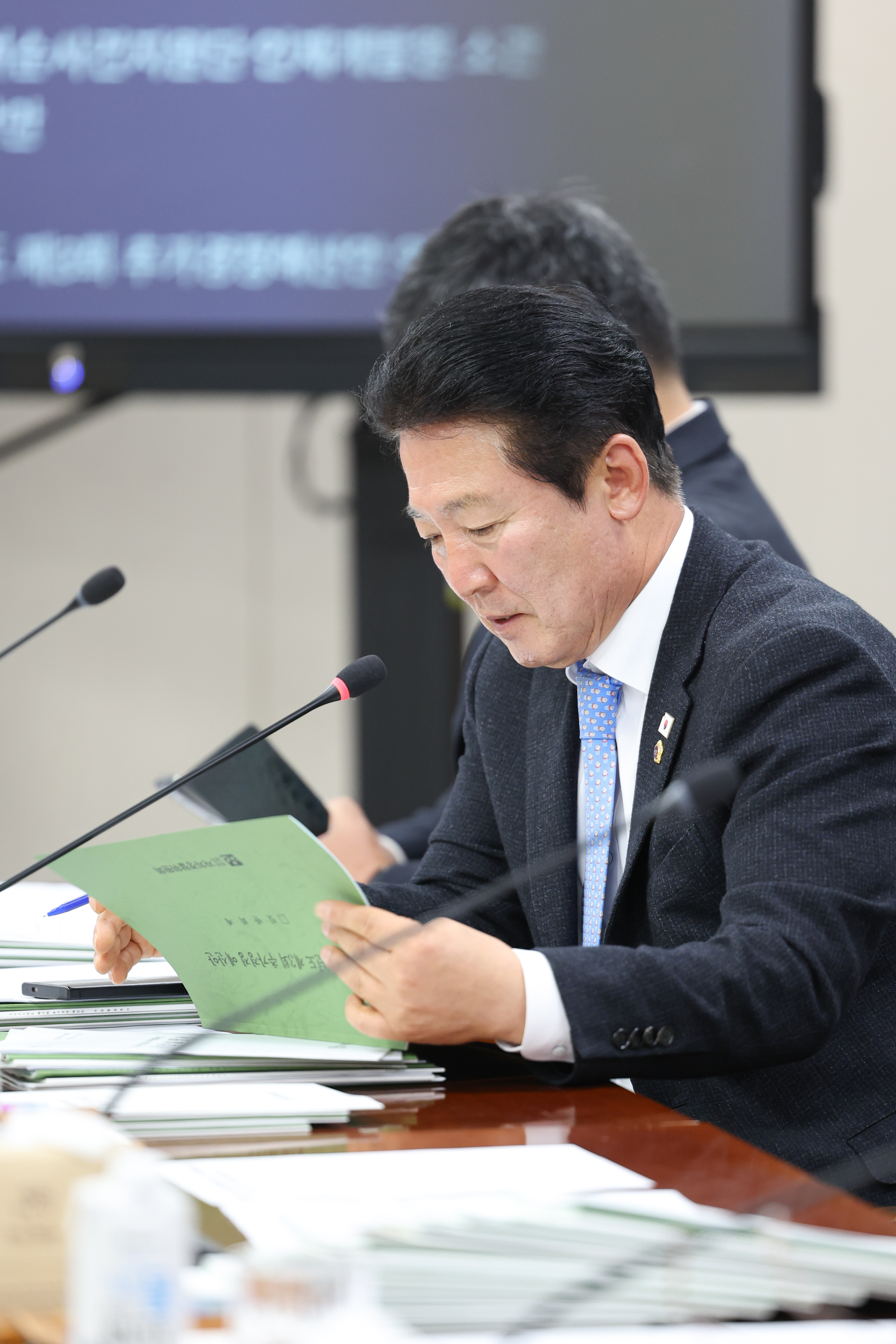 25년11월18일 제395회 제2차 정례회 기획행정위원회 추경예산안 심사 등 회의 (44)8